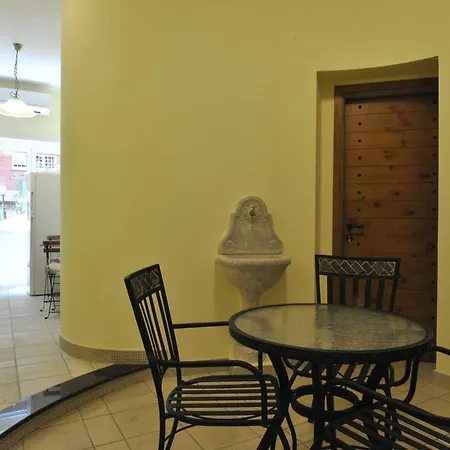 Hotel Roma Tourist House Exterior foto